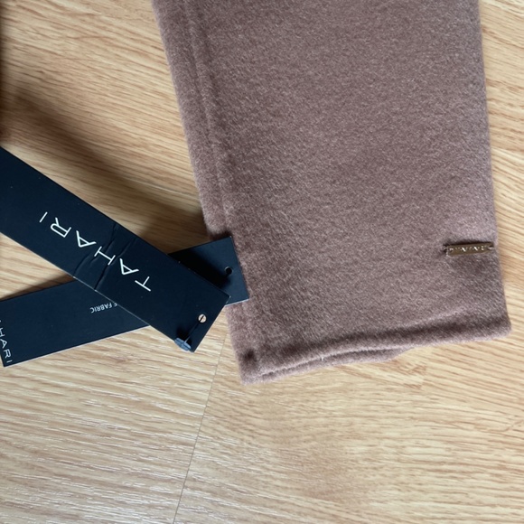 NWT Tahari Light Brown Wool Blend Wrap Coat With Pockets Size Medium - Picture 6 of 7